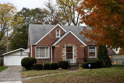 2719 Letchworth Pkwy, Toledo, OH 43606