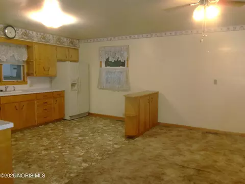 Kitchen - 60 Rush St, Leipsic, OH 45856 photo 3 of 3