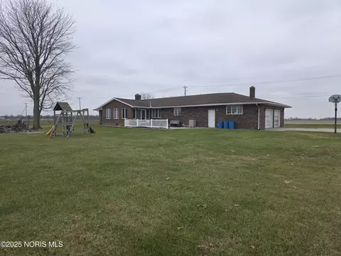 Exterior - 4629 State Route 65, Leipsic, OH 45856 photo 5 of 7