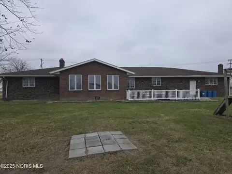 Exterior - 4629 State Route 65, Leipsic, OH 45856 photo 4 of 7