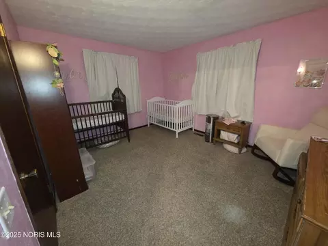 Bedroom - 4629 State Route 65, Leipsic, OH 45856 photo 4 of 6
