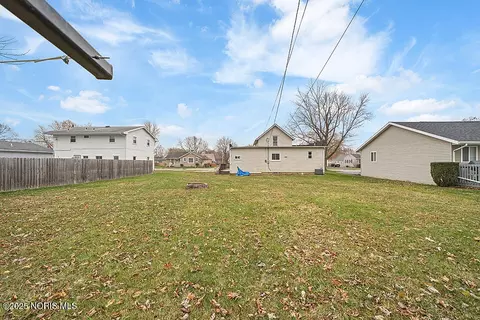 304 Rector Ave, Findlay, OH 45840 photo 4