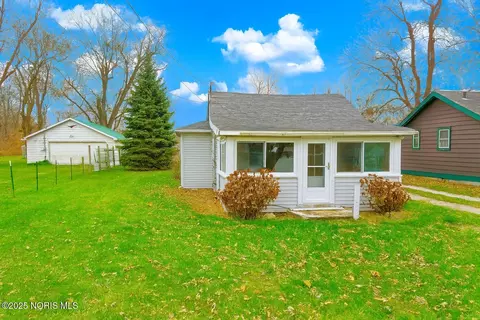 11944 Corduroy Rd, Curtice, OH 43412