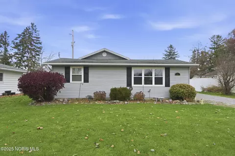 410 N Bryan St, Hicksville, OH 43526