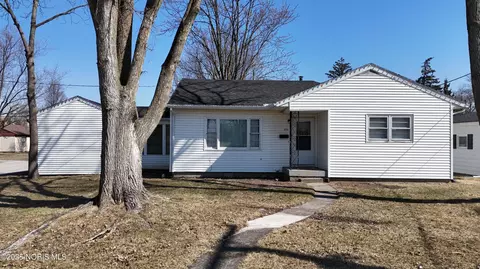 775 N Walnut St, Paulding, OH 45879 photo 8