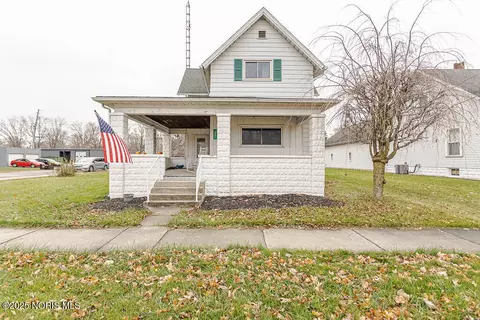 1001 Schultz St, Defiance, OH 43512