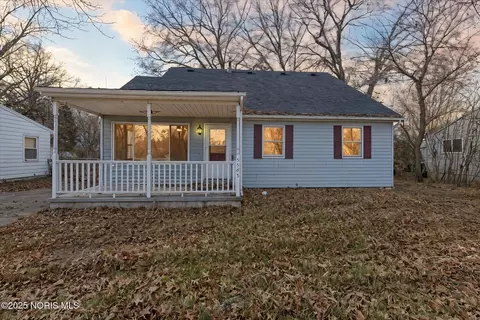 5563 Harschel Dr, Toledo, OH 43623