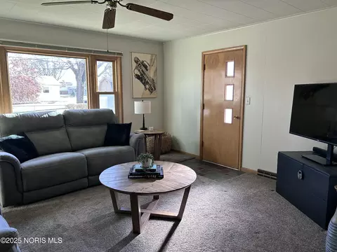 1641 Cherry Ln, Findlay, OH 45840 photo 8