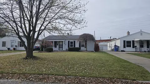 719 Reineck Dr, Toledo, OH 43605