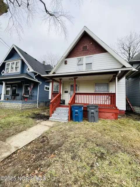 2458 Lawton Ave, Toledo, OH 43620