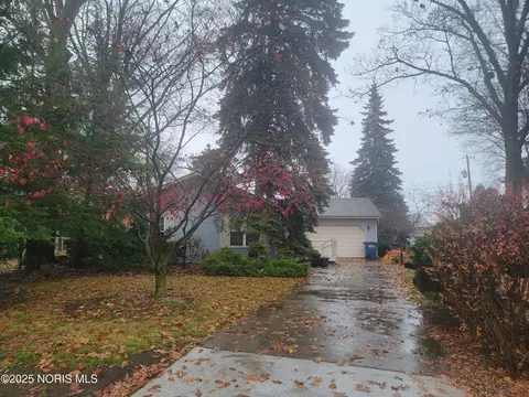 1537 Wilmore Dr, Toledo, OH 43614