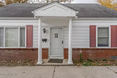 2152 Mansfield Rd, Toledo, OH 43613
