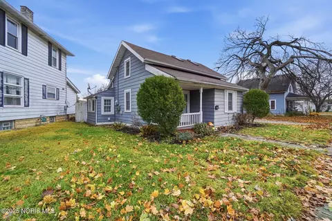219 Lime St, Woodville, OH 43469