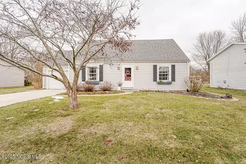 151 Marshall Ave, Pemberville, OH 43450