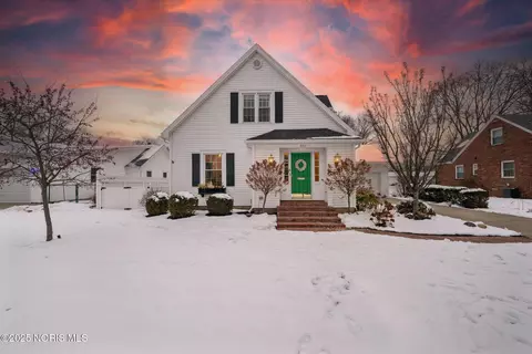 233 E 6th St, Perrysburg, OH 43551