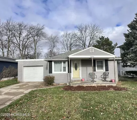 1604 Payne Ave, Findlay, OH 45840