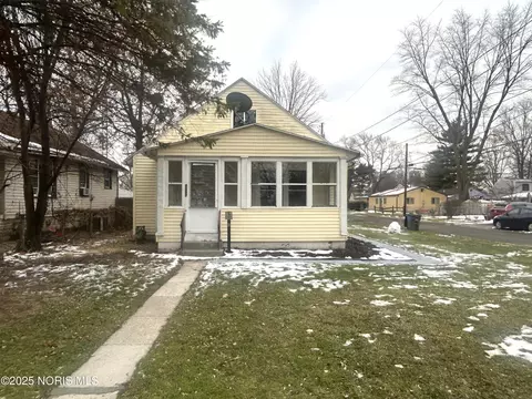 5057 Brandon Rd, Toledo, OH 43615