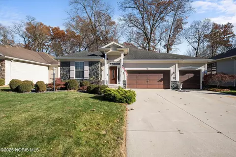 1714 Deer Trail Dr, Toledo, OH 43615