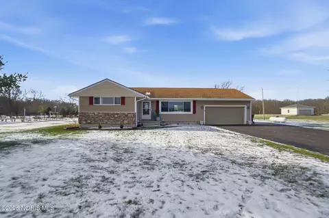 6908 Township Road 212, Findlay, OH 45840