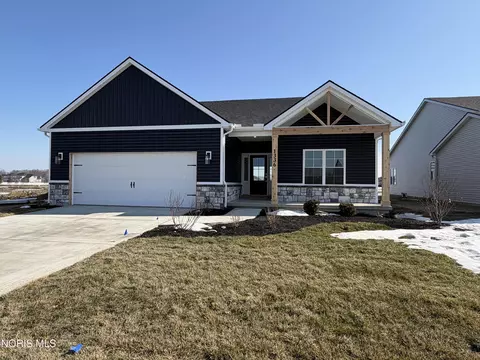 1336 Limerick Ln, Waterville, OH 43566