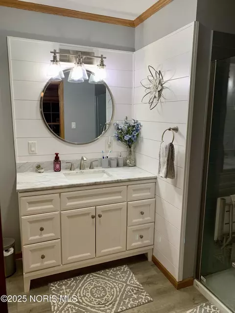 Bath - 27800 E Broadway St, Walbridge, OH 43465 photo 3 of 6