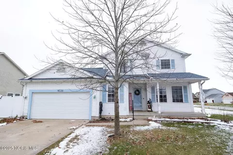 9220 Colonel Dr, Findlay, OH 45840