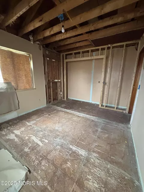 Bedroom - 726 Marmion Ave, Toledo, OH 43607 photo 2 of 4