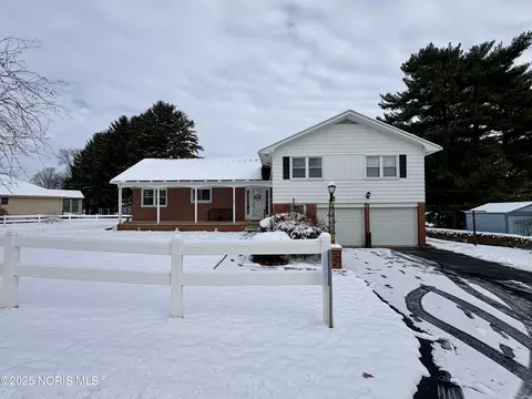 167 E Van Meter Dr, Tiffin, OH 44883