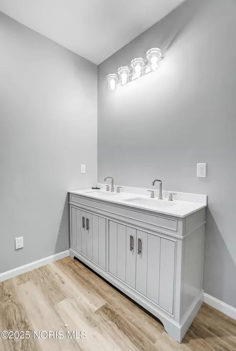 Bath - 820 Brian Dr, Payne, OH 45880 photo 4 of 13