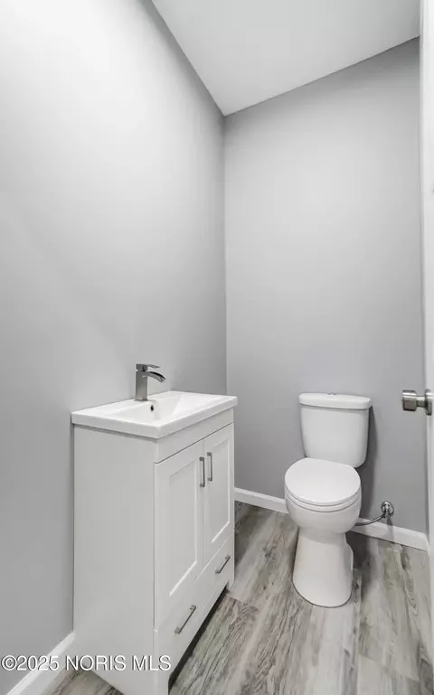 Bath - 820 Brian Dr, Payne, OH 45880 photo 6 of 13