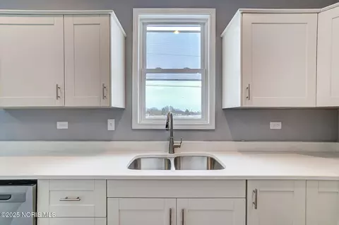 Kitchen - 820 Brian Dr, Payne, OH 45880 photo 3 of 4