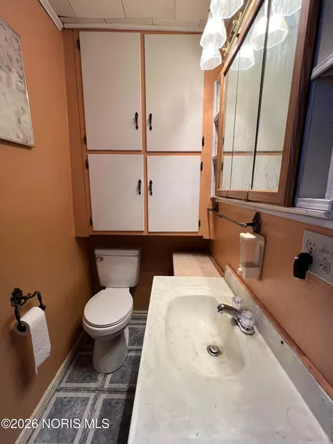 Bath - 402 E Lima St, Forest, OH 45843 photo 1 of 2