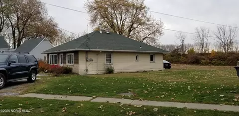 526 Dearden Pl, Toledo, OH 43612