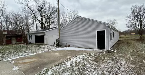 524 Elm St, Deshler, OH 43516