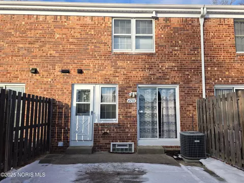 6731 Garden Rd #BUILDING 2, Maumee, OH 43537