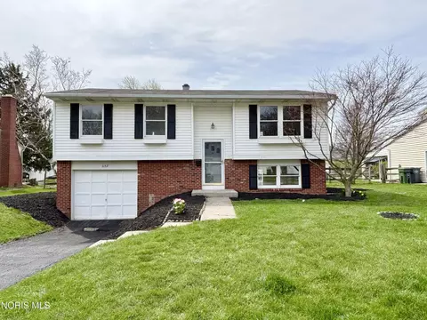 632 Brahier Ln, Maumee, OH 43537