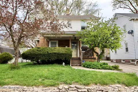 1546 Gould Rd, Toledo, OH 43612