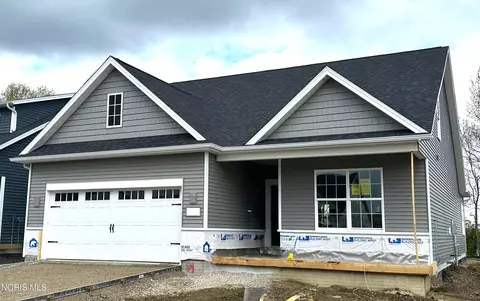 2306 Falling Waters Ln, Perrysburg, OH 43551