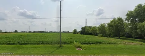 6940 Corduroy Rd, Oregon, OH 43616