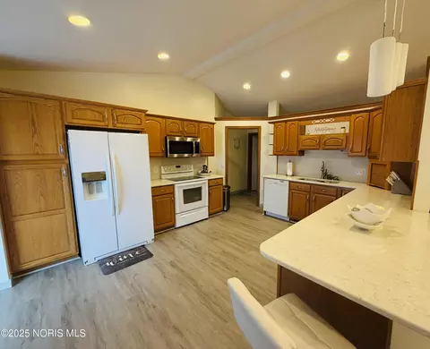 829 Greenbriar Ave, Paulding, OH 45879 photo 6
