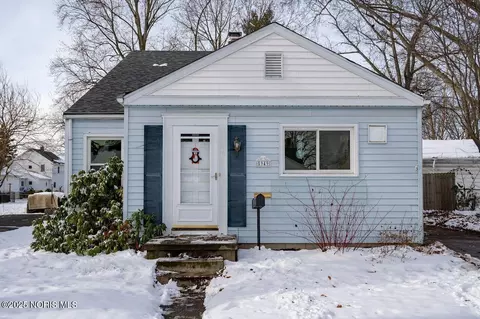 5949 Murnen Rd, Toledo, OH 43623