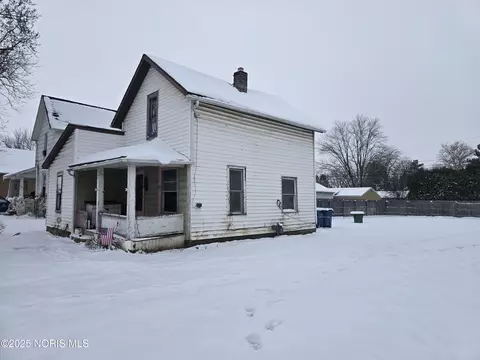 730 S Main St, Bryan, OH 43506 photo 2
