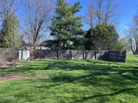 Exterior - 415 E Hubbard St, Hamler, OH 43524 photo 5 of 5