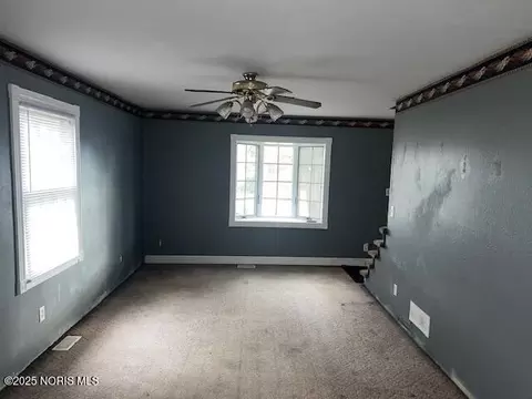 Living - 415 E Hubbard St, Hamler, OH 43524 photo 3 of 6