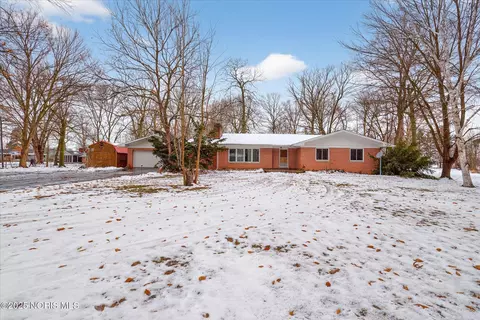 3522 Woodlane Dr, Archbold, OH 43502