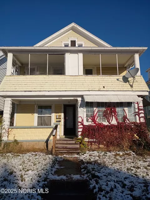 2010 Airport Hwy, Toledo, OH 43609