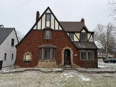 3002 W Bancroft St, Toledo, OH 43606