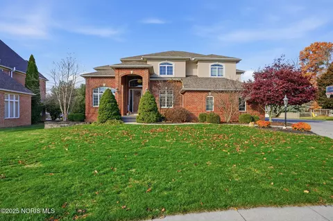 456 Strathaven Dr, Findlay, OH 45840