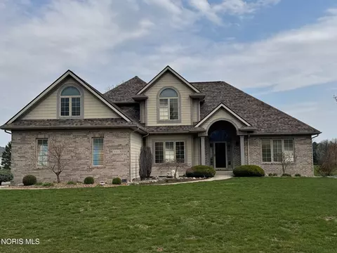 1001 Greystone Dr, Bryan, OH 43506