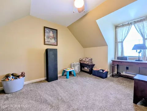 Bedroom - 313 Lutterbein St, Edgerton, OH 43517 photo 6 of 6